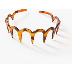 Leopar Desenli Köpek Balığı Dişli Kemik Taç