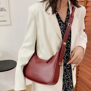 Kadın Baget Uzunluk Ayarlı 4 Kademeli Omuz Çantası