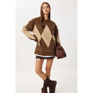 Happiness İstanbul Baklava Desenli Oversize Triko Kazak LFN0130 Kahverengi Bej