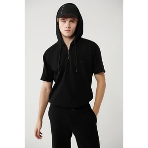 Avva Erkek Siyah Kapüşonlu Jersey Garnili Regular Fit T-Shirt A41Y1233