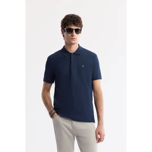 Avva Erkek Lacivert Kıvrılmaz Polo Yaka %100 Pamuk Basic Regular Fit T-Shirt B001032