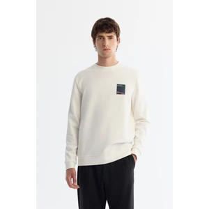 Avva Erkek Ekru Bisiklet Yaka Pamuklu Baskılı Elastan Regular Fit Sweatshirt A42Y1286