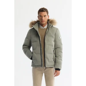 Avva Erkek Nil Yeşili Kapüşonlu Su İtici Rüzgar Geçirmez Kaz Tüyü Şişme Comfort Fit Mont  A42Y6010