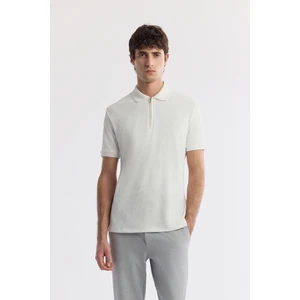 Avva Erkek Beyaz Polo Yaka Jakarlı Elastan Regular Fit T-Shirt A51Y1059