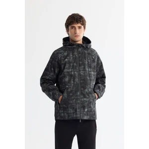 Avva Erkek Siyah Kapüşonlu Rüzgar Geçirmez Mevsimlik Comfort Fit Mont A42Y6152