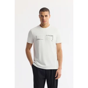 Avva Erkek Beyaz Bisiklet Yaka Baskılı Bi-Stretch İnterlok Regular Fit T-Shirt A51Y1003