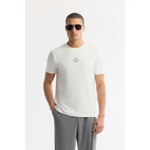 Avva Erkek Ekru Bisiklet Yaka Baskılı Bi-Stretch İnterlok Regular Fit T-Shirt A51Y1162