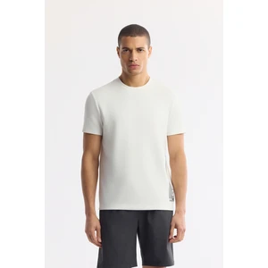 Avva Erkek Beyaz Bisiklet Yaka Baskılı Bi-Stretch İnterlok Regular Fit T-Shirt A51Y1136