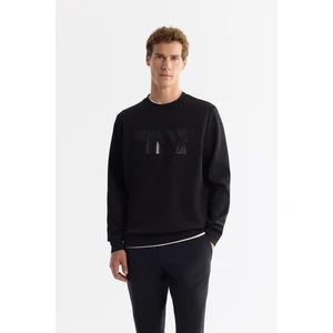 Avva Erkek Siyah Bisiklet Yaka Pamuklu Baskılı Elastan Regular Fit Sweatshirt A42Y1215