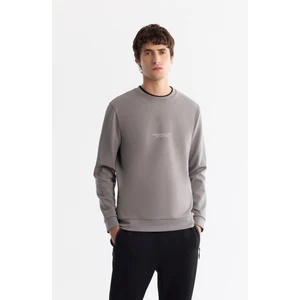 Avva Erkek Gri Bisiklet Yaka Pamuklu Baskılı Elastan Regular Fit Sweatshirt A42Y1313