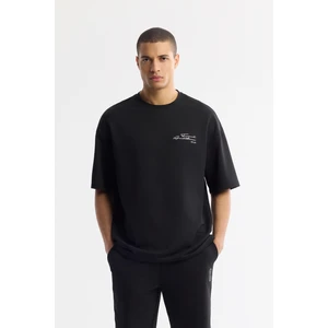 Avva Erkek Siyah Bisiklet Yaka Pamuklu 2 İplik Oversize Fit T-Shirt A51Y1095