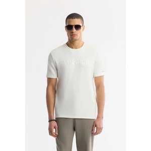 Avva Erkek Beyaz Bisiklet Yaka Baskılı Basic Regular Fit T-Shirt A41Y1167