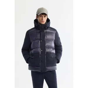 Avva Erkek Lacivert Kapüşonlu Su İtici Rüzgar Geçirmez Parlak Şişme Comfort Fit Mont  A42Y6104