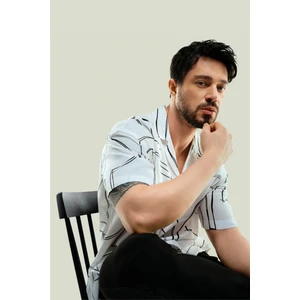 Avva Erkek Beyaz %100 Viskon Apaj Yaka Baskılı Viskon Kısa Kollu Oversize Fit Gömlek A41Y2149
