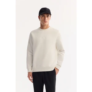 Avva Erkek Beyaz Bisiklet Yaka Pamuklu Şardonlu Baskılı Regular Fit Sweatshirt B001033