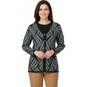 Kadın Kışlık Yünlü Örme Anne Hırka V Yaka Sümbül Motifli Çift Cepli Düğmeli Likralı Rahat