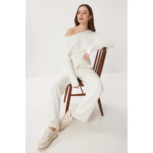 Happiness İstanbul Yumuşak Modal Bluz Pantolon Takım LCI0060 Kemik