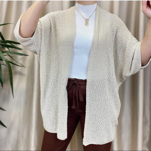 Kadın Krem Püsküllü Yazlık Ajurlu Triko Hırka