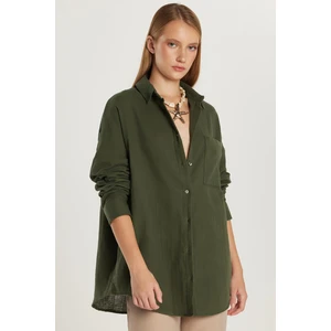 Kadın Oversize Geniş Kesim %100 Pamuk Müslin Kumaş Uzun Kollu Cepli Dokulu Haki Gömlek