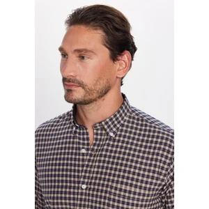 Erkek Regular Fit Klasik Kesim Düğmeli Yaka Küçük Kareli Pamuklu Gömlek