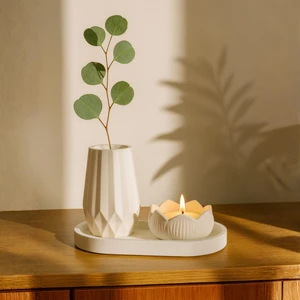 Nevhan Sanat Lotus Mumluk & Geometrik Vazo – Oval Beton Tepsi (3 Parça) Dekoratif Set – Şık ve Zarif Dokunuş