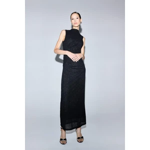 Fitted İşlemeli Kadife Kolsuz Maxi Elbise D9885AX24AU