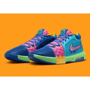 Lebron Witness Vııı Erkek Basketbol Ayakkabısı  ( Dar Kalıp 1 Numara Büyük Alınmalı ) HQ2139-001