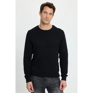 Erkek Standart Fit Normal Kesim Bisiklet Yaka Petek Desenli Siyah Triko Kazak