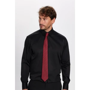 Erkek Regular Fit Siyah Non-Iron Pamuklu Doğa Dostu Ekoteks Belgeli Ütü Gerektirmez Gömlek