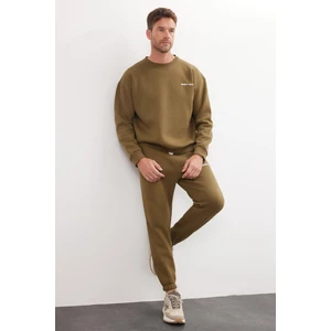 Erkek Relax Fit Pamuklu 3 İplik Yumuşak Dokulu İçi Polarlı Bisiklet Yaka Haki Eşofman Takımı