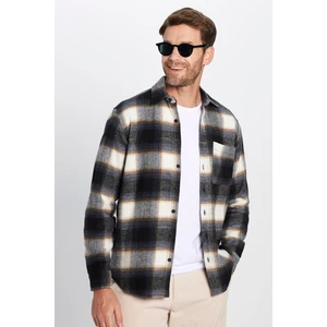 Erkek Regular Fit Klasik Kesim Oduncu Tek Cepli Kışlık Gömlek