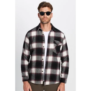 Erkek Regular Fit Klasik Kesim Oduncu Tek Cepli Kışlık Gömlek