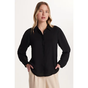 Kadın Relax Fit Rahat Kesim Krep Kumaş İspanyol Manşet Siyah Düz Gömlek
