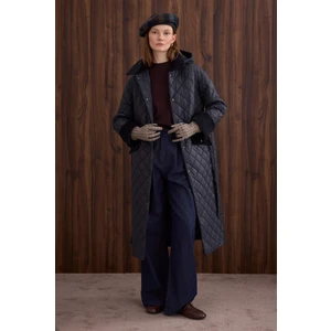 Uzun Kapitone Mont Lacivert