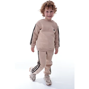 Erkek Çocuk Şeritli Polar Eşofman Takımı – Rahat ve Yumuşak Kumaş