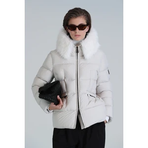 Klemantın Kaz Tüyü Kadın Mont