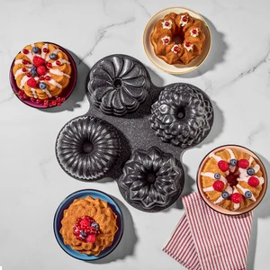 Elisa Siyah 4'lü Döküm Kek Kalıbı