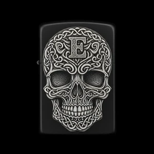 Benzinli Çakmak Kuru Kafa Figürlü E Harfli Tasarım - V39