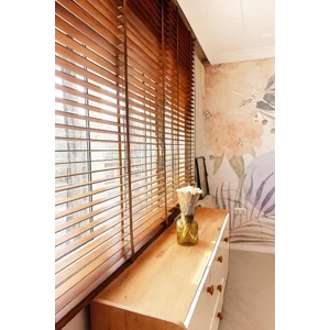 Ceviz Renk Gerçek Ahşap Jaluzi 50MM Zincirli Redüktörlü Kurdelalı AJS1003