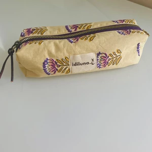 Morçiçekli Kalem Kutusu