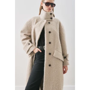 Bouchle Geniş Yakalı Kaban Vizon