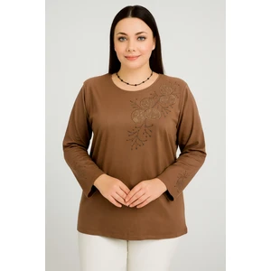 Rahat Kesim Yuvarlak Yaka Kol Işlemeli Anne Kadın Penye Bluz