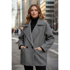 Geniş Yaka Siyah Kadın Kaban