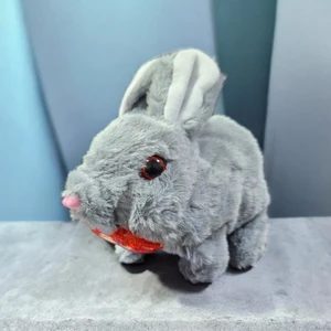 Brother Toys Elektronik Pilli Zıplayan Hareketli Peluş Sevimli Kalpli Tavşan Oyuncak 18 Cm. Beyaz Gri Pembe Bej