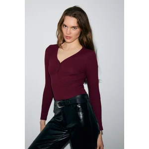 KALANI Kadın Uzun Kollu V Yaka Patlı Düğmeli Bordo Bluz