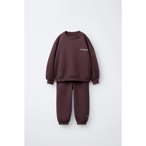 Unisex Çocuk Pamuklu Bordo Minimal Baskılı Eşofman Takımı – Rahat Kesim