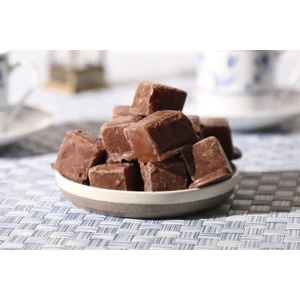 Sütlü Çikolatalı Nar Aromalı Lokum