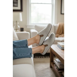 Tam Ortopedik Keçe Kadın Rahat ve Hafif Şık Gri Ev Terliği