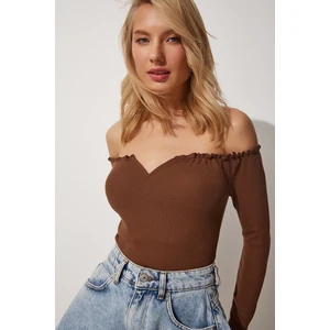 Happiness İstanbul Büzgülü Yaka Crop Örme Bluz Gt LAH0002 Açık Kahverengi