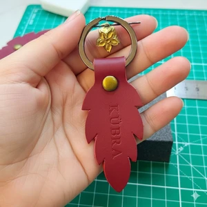 Tozren Deri Kişiye Özel El İşçilikli Hediyelik  Hakiki Dana Derisi Anahtarlık (İsim İçin Mesaj Atabilirsiniz)